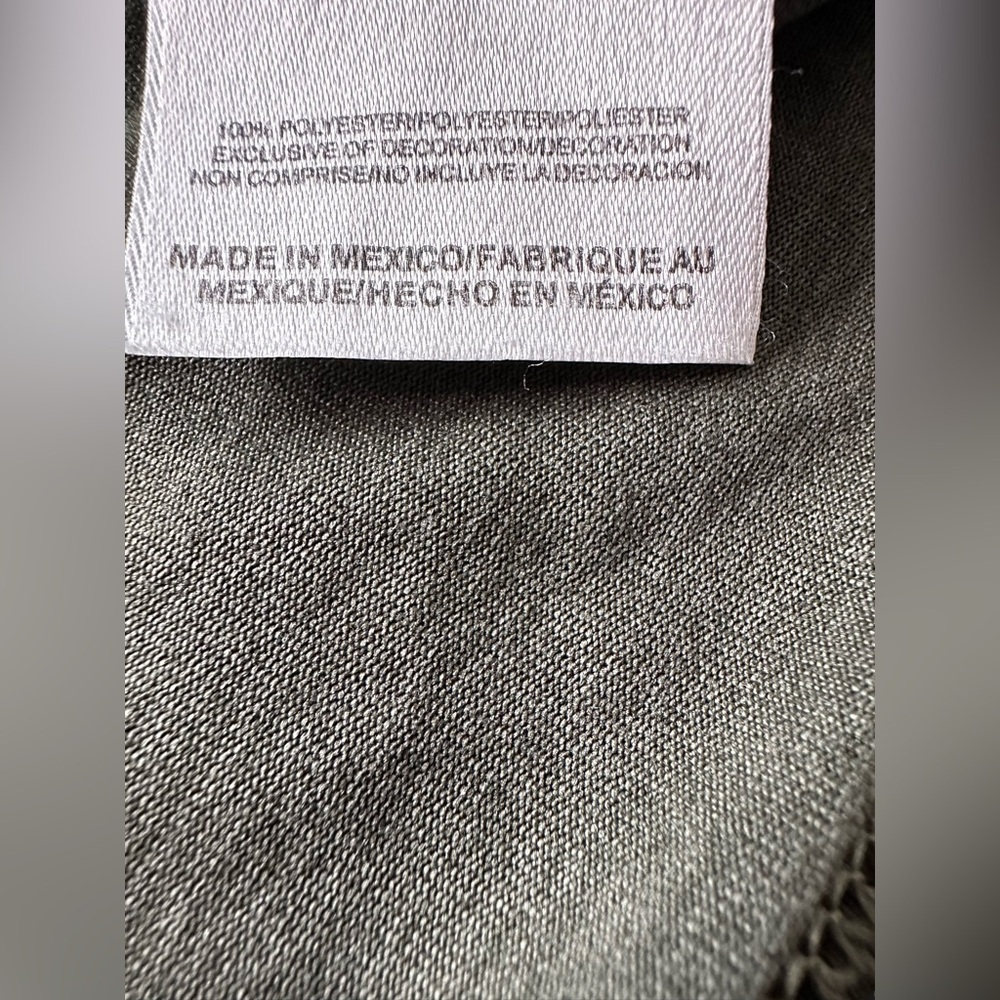 Nike Men's Olive Dri-FIT Tee - Picture 4 of 7